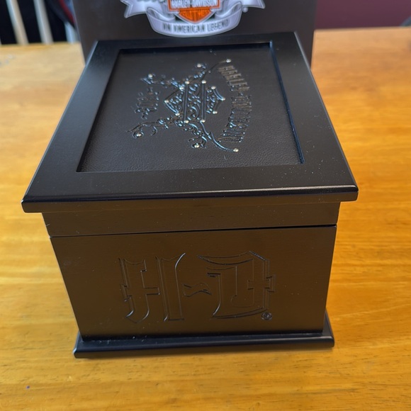 Harley Davidson Jewelry Box.  New in box.
Absolutely  gorgeous!! - Picture 10 of 16